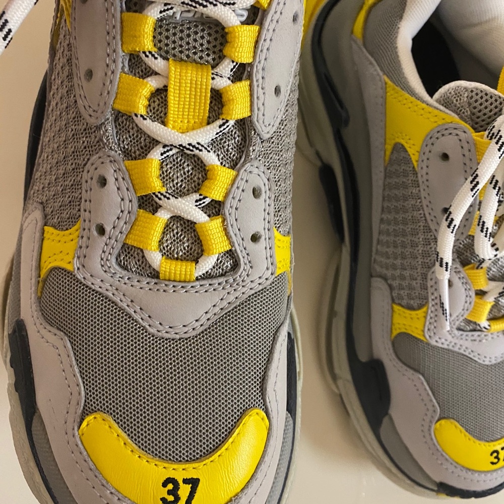 Balenciaga brand new sneakers - Picture 2 of 9